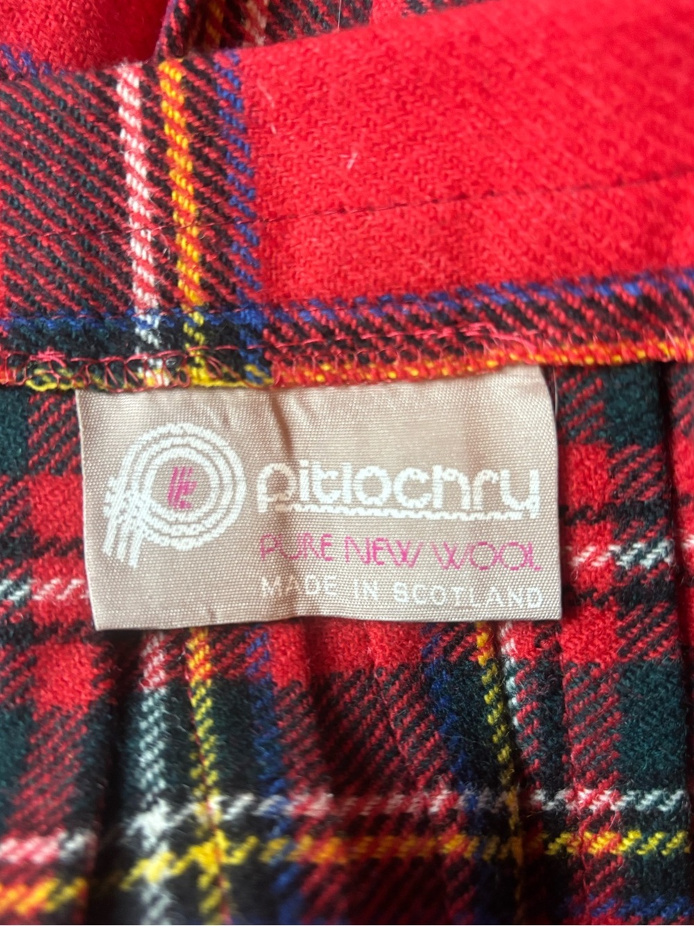 Pitlochry Scottish Kilt Red Tartan Plaid Wool Leather Straps Pin Women’s M READ - Picture 6 of 7